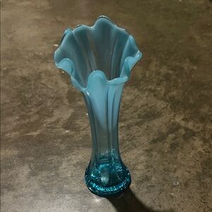 Circa 1908 Northwood Blue Opalescent Swung Glass Feathers Vase